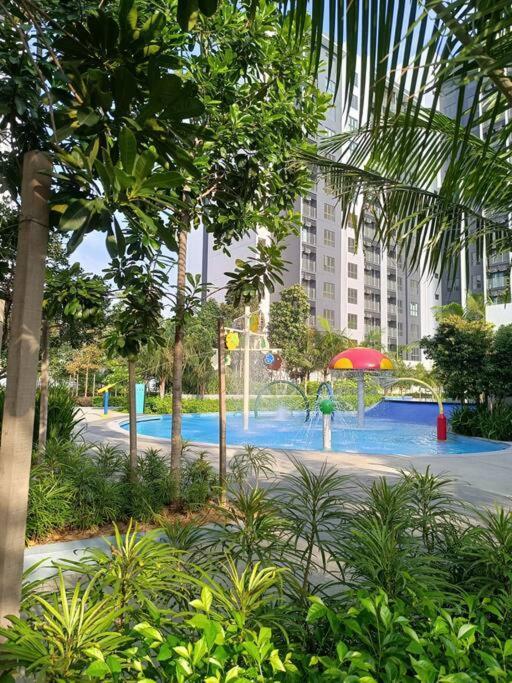 Maya Bay Residences Splashmania Gamuda Cove By Tulip Cyberjaya Exterior photo